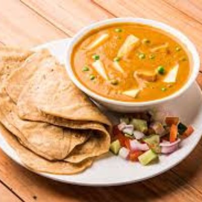 Chapathi With Paneer Masala [mk]