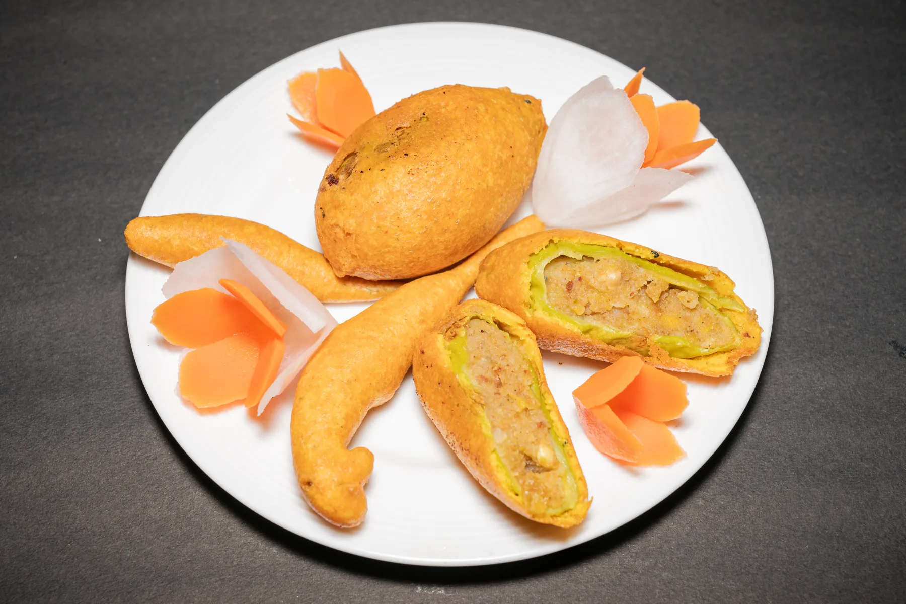 Pur Diye Potol Bhaja