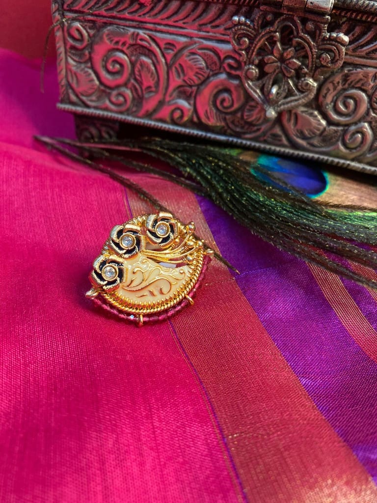 Gulzar Grace Ring view 2