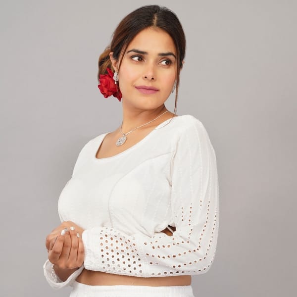 Stunning Hakoba Backless Blouse - Perfect for any Occasion view 2