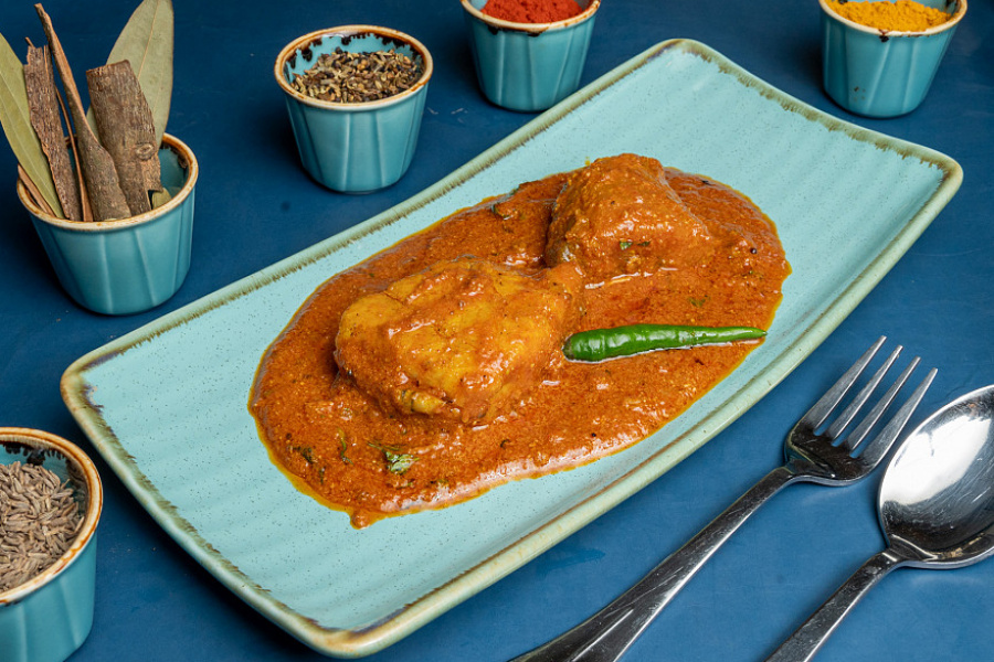 Bhetki maachher tomato jhaal