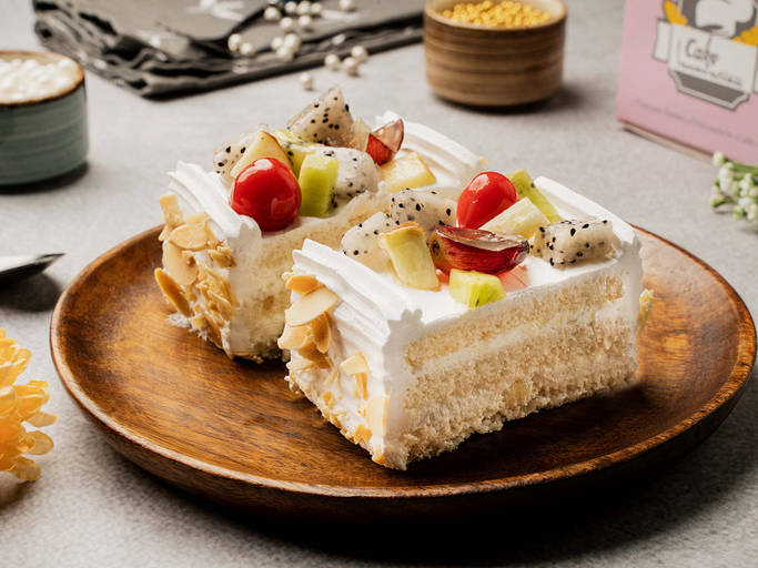 Exotic Fruit Pastry