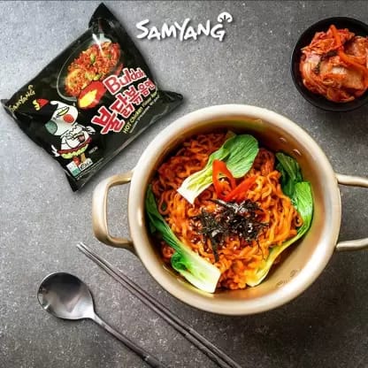 Samyang 2x Spicy & Stir Fried Hot Chicken Flavour Ramen Instant Korean Noodles Non-vegetarian (2 x 140 g) view 2