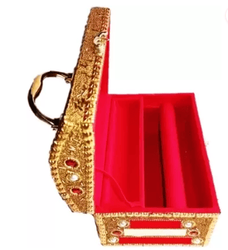 R J Enterprises MAKEUP BOX HALF RAJWADA This makeup box easily store more makeup without taking up too much space. Vanity Box (RED GOLDEN)