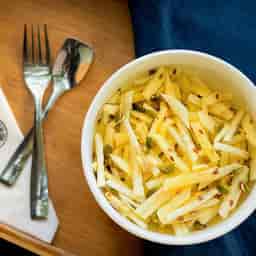Crunchy Apple Salad [202 Kcal]