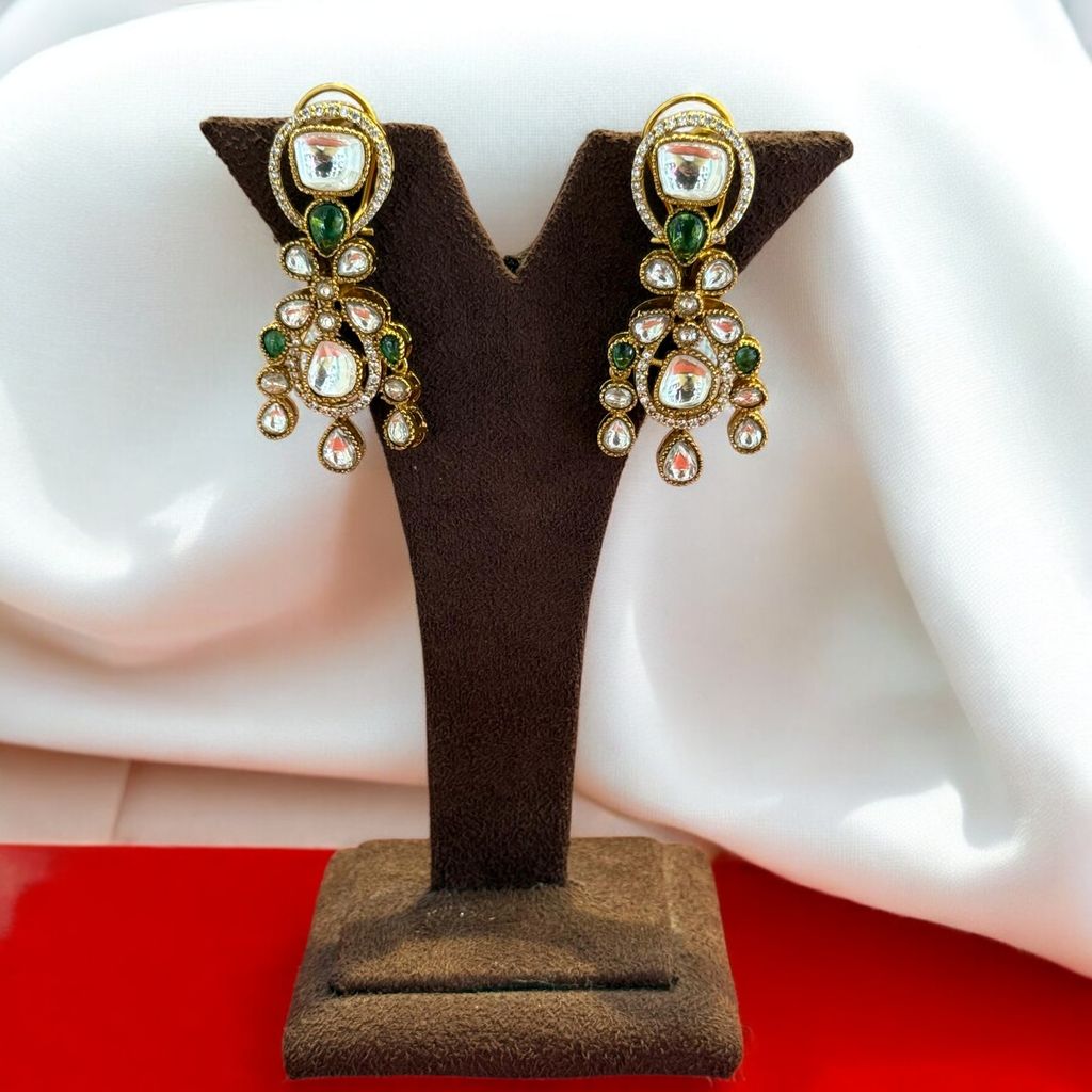 Exquisite Kundan Meenakari Necklace Set By Dia Art Jewels view 2