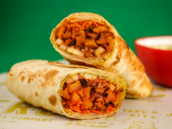Aloo harissa roll