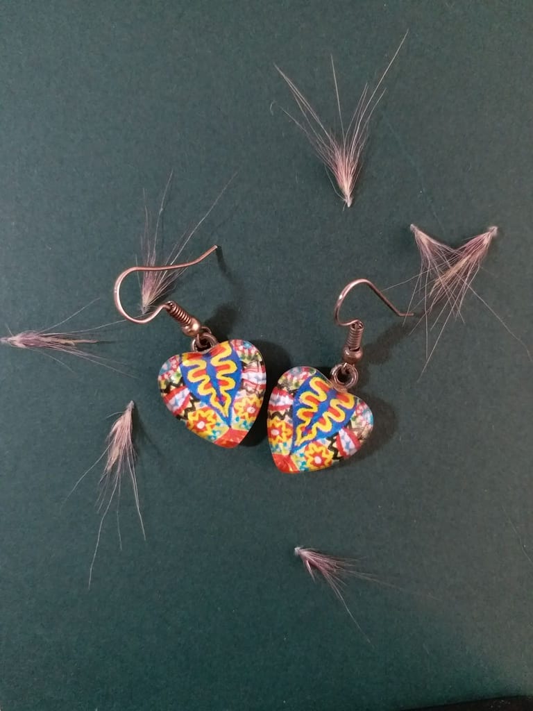 ALOHA HEART GLASS EARRING view 2