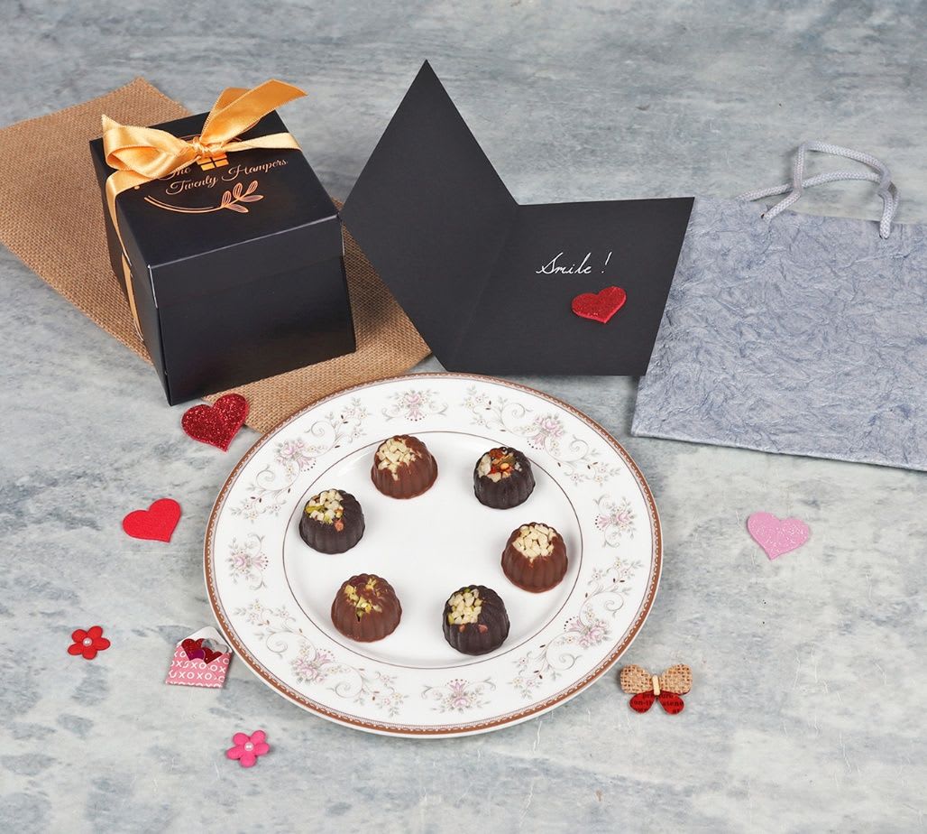 Smile Chocolate Box of 20