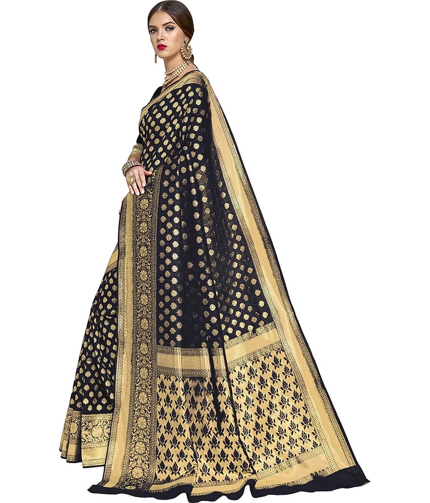 Sariya Jacquard Embellished Saree With Unstitched Blouse Piece ( Orange ) view 2