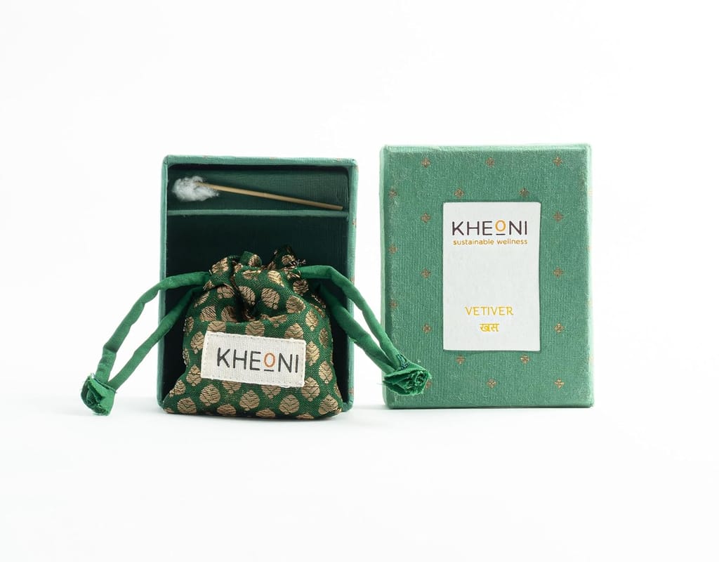 Vetiver Natural Attar view 2