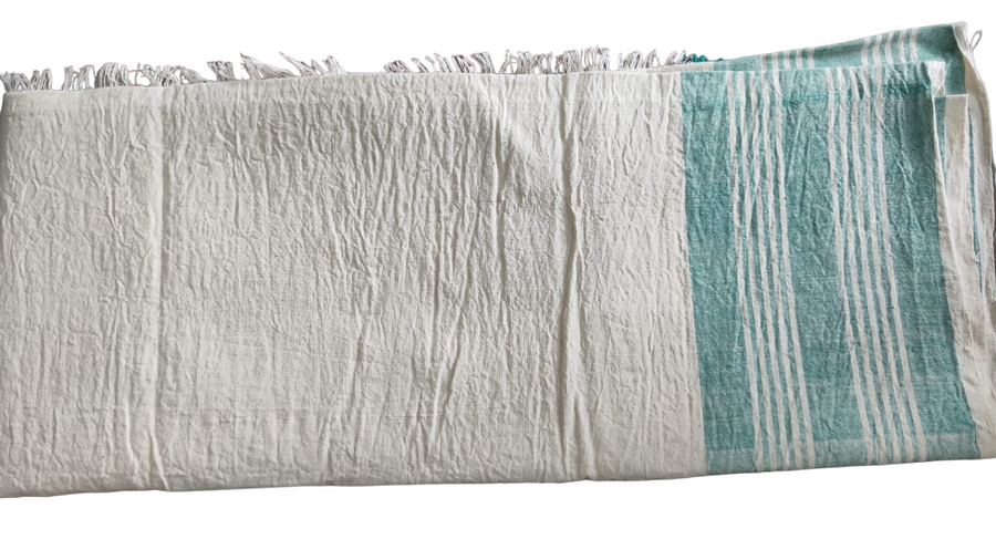 TRADITIONAL ASSAMESE HANDWOVEN LARGE GAMOSA view 2