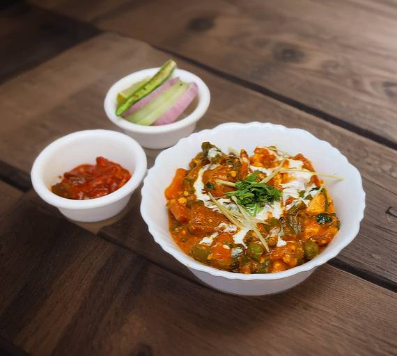 Matar Paneer