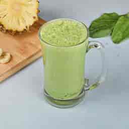 Spinach,banana & Pineapple Smoothie