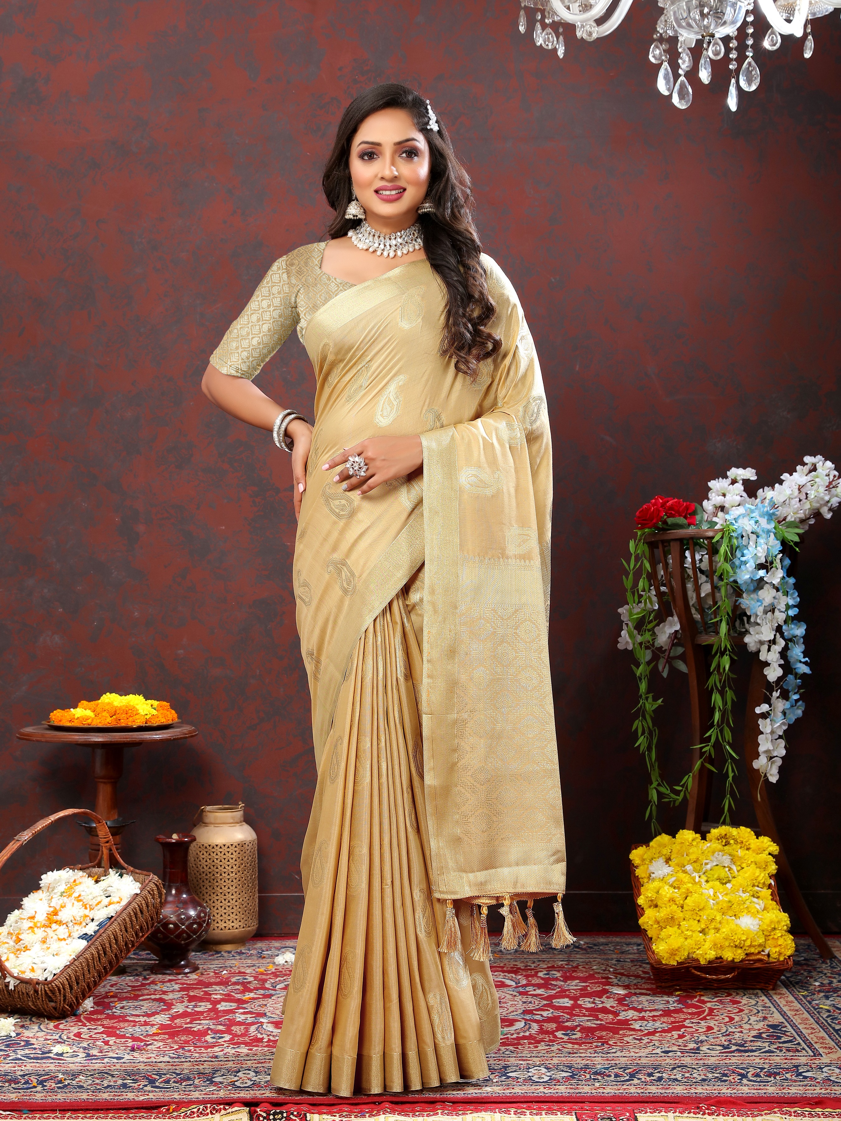 Soft Cotton saree with zari weawing design an... view 2