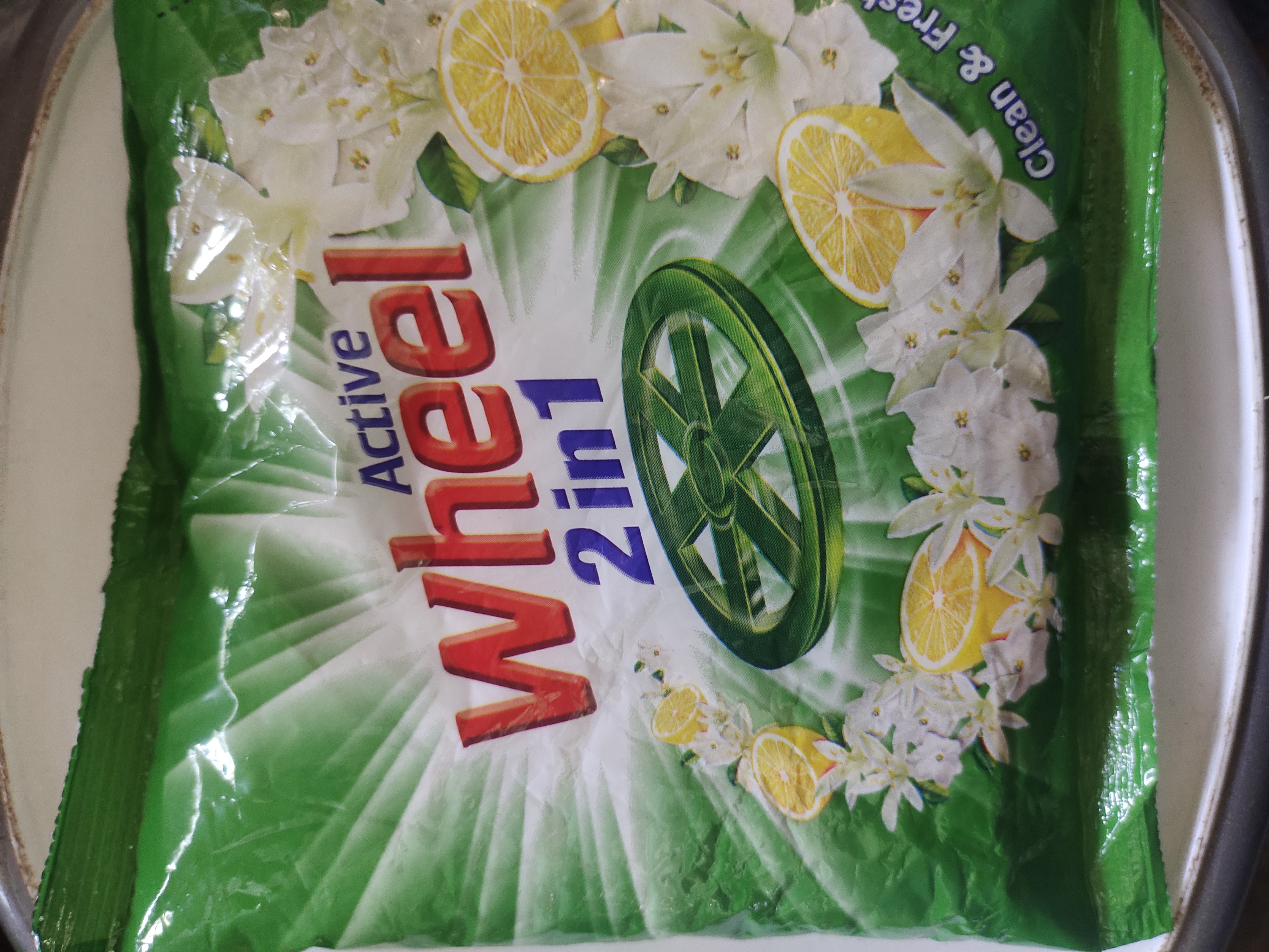 Wheel Detergent Powder lemon and Jasmin