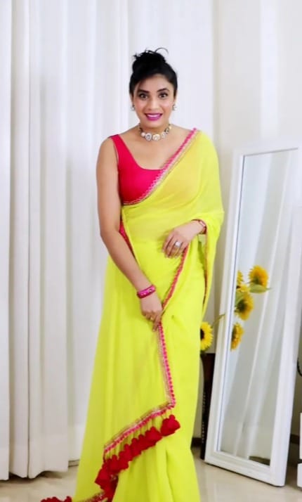 Yellow Georgette Saree With Blouse Piece view 2