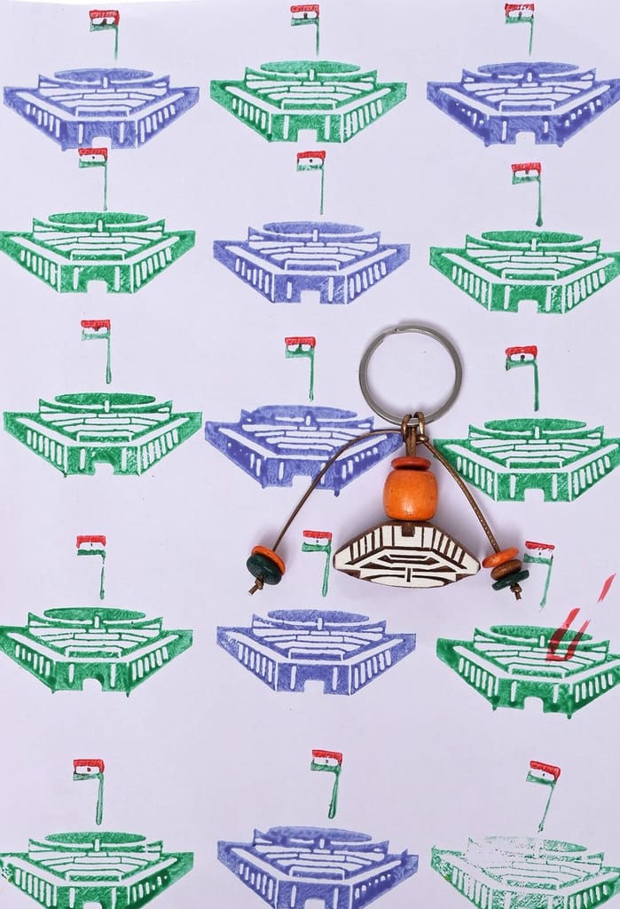 Hand Carved Wooden Keyring New Parliament of India view 2