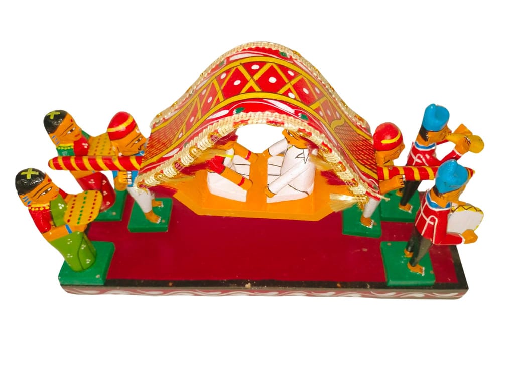 Kondapalli Handicrafts Wooden Pallaki view 2