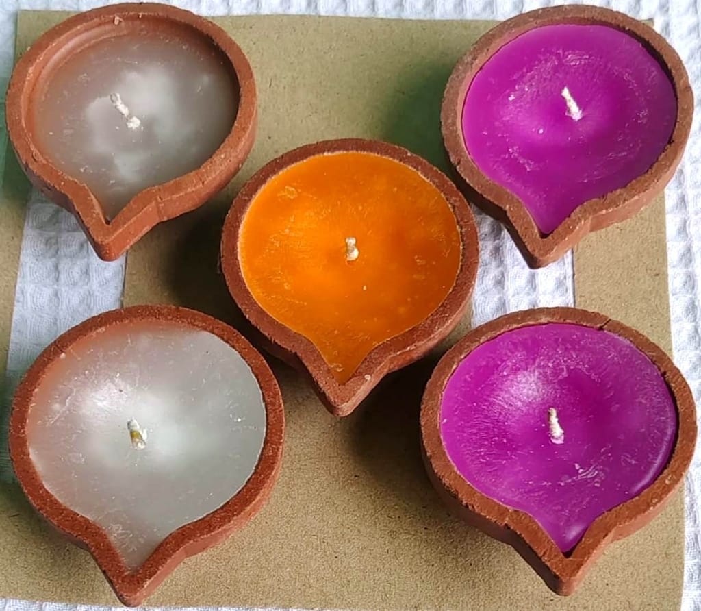 Clay Diya Scented Candles (Set of 5) view 2