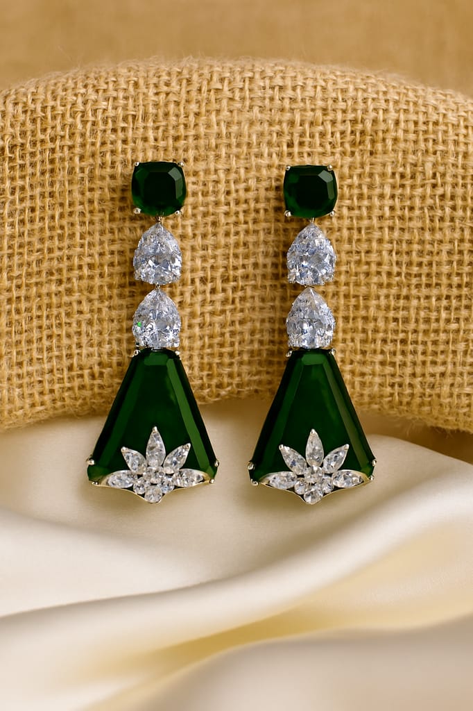 ✨Sliver Plated Green and White Stone Geomatric Earrings ✨