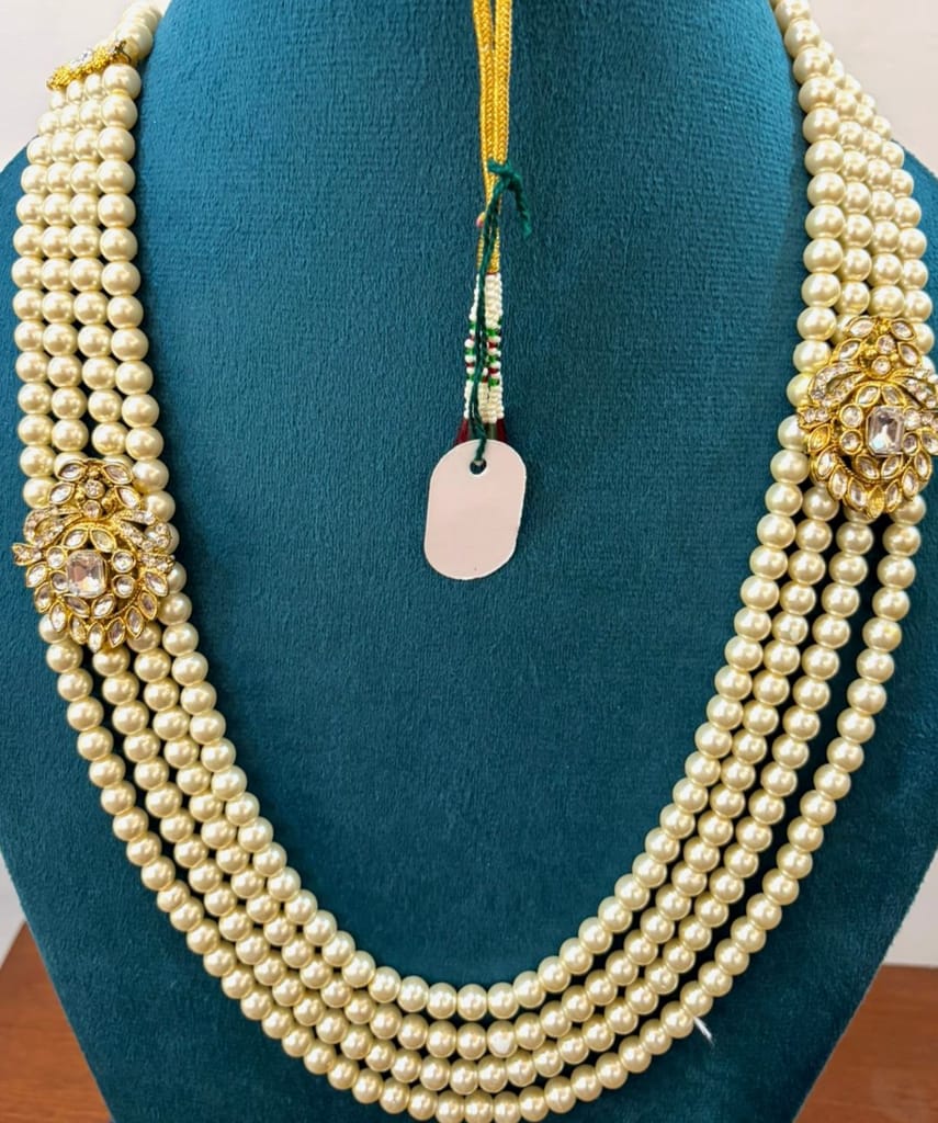 ladi cream moti swagat mala with gold side brooch view 2