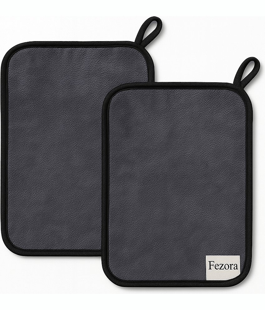 Super Absorbent Microfiber Cleaning Cloth for Multipurpose Use Including Kitchen Countertops Utensils Glass and Car Interiors 20 x 30 cm