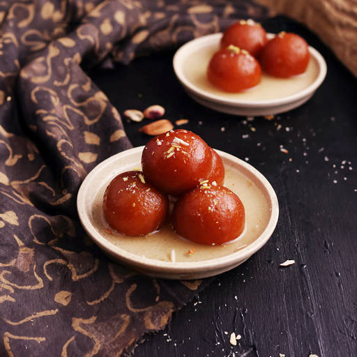 Angoori Gulab Jamun