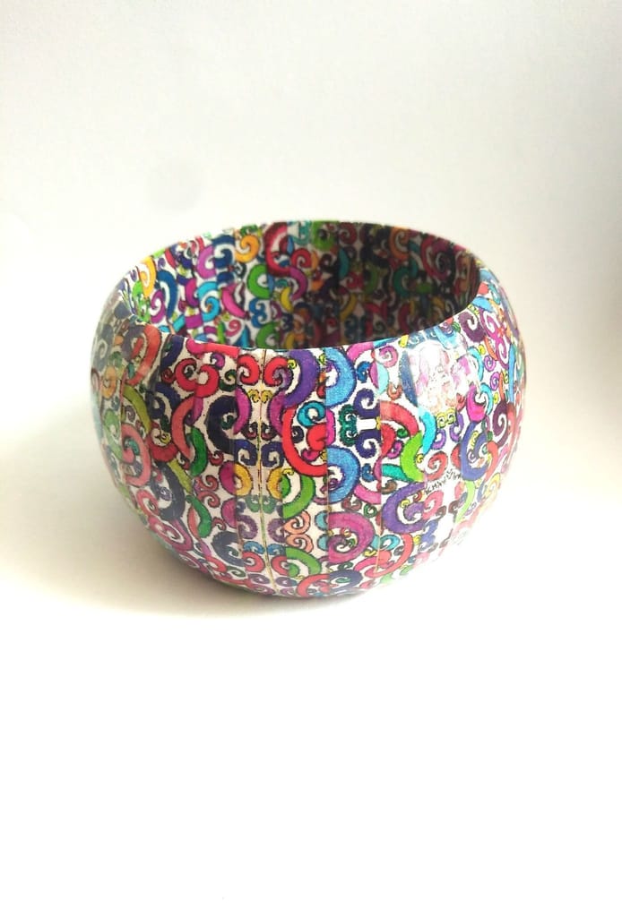 WHITE WOODEN BANGLE view 2
