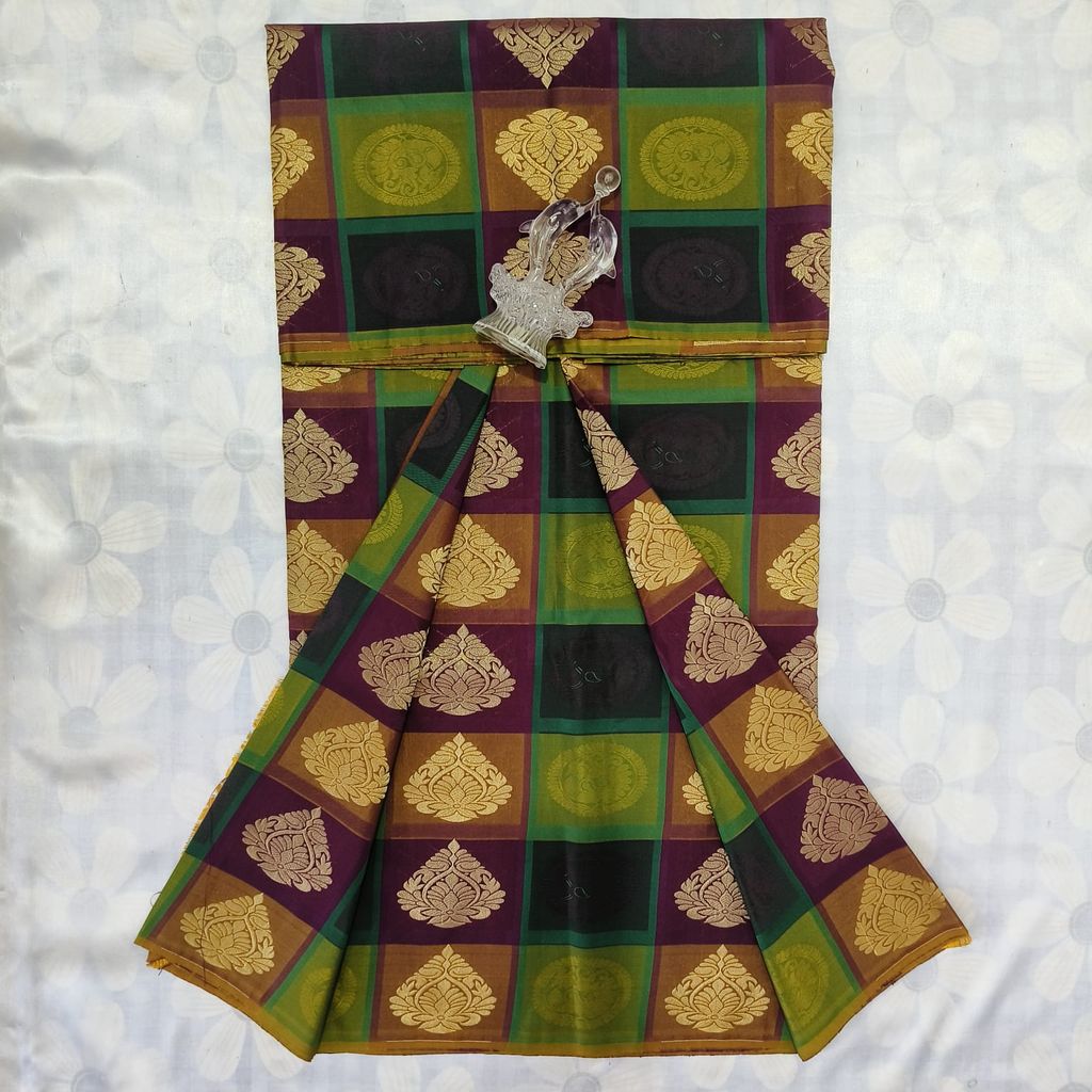 Silk Cotton Saree With Blouse view 2