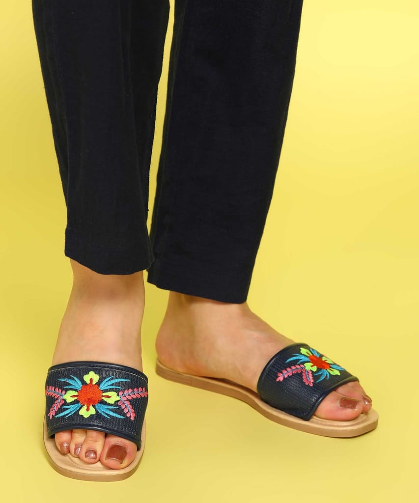 Paragon K6020L Stylish, Lightweight and Durable Trendy Casual Sandals for Women view 2