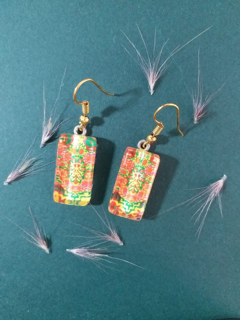 BRIGHT FLORAL GLASS EARRING view 2