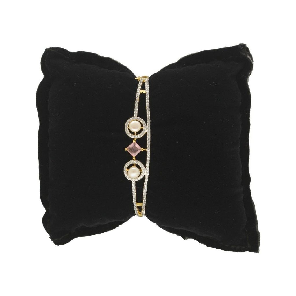 Sri Jagdamba Pearls Empress's Bloom Pearl Bracelet For Women Girls view 2