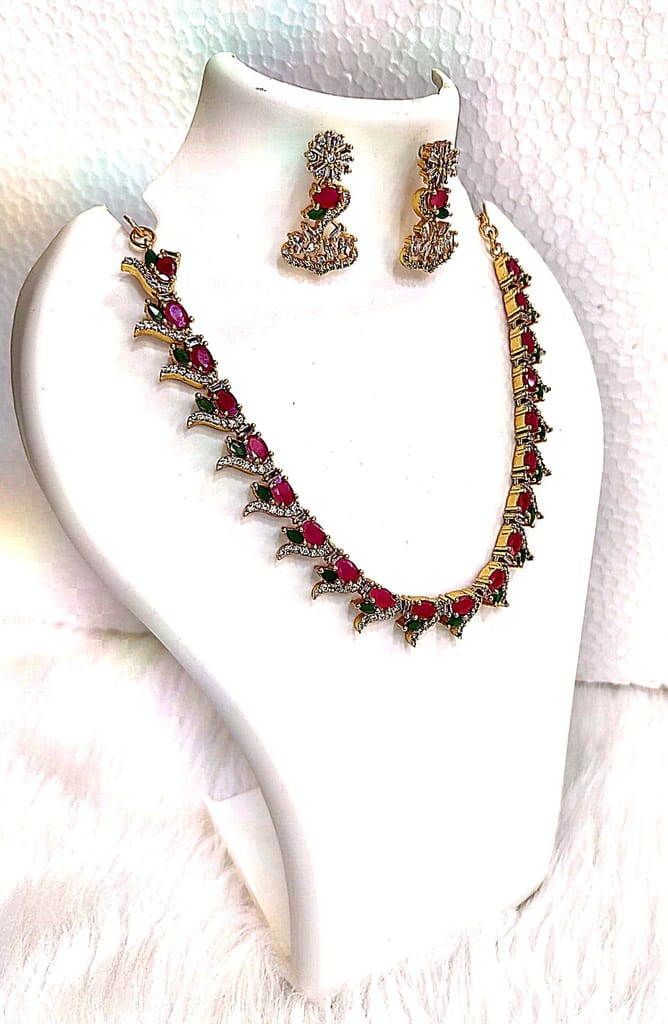 "Stunning Cubic Zirconia Bridal Necklace Set in Gold Plated Alloy" view 2