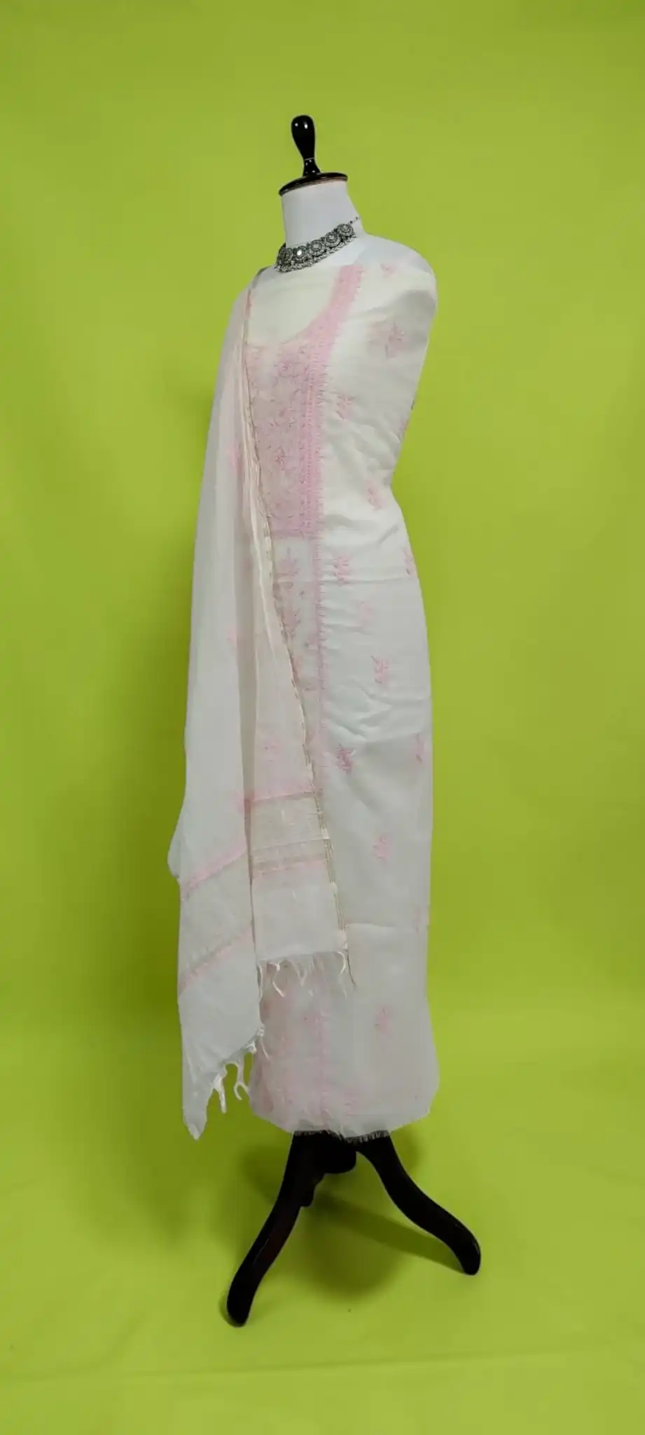 Hand-Embroidered Lucknow Chikankari Mul Cotton Unstitched Dress Material view 2
