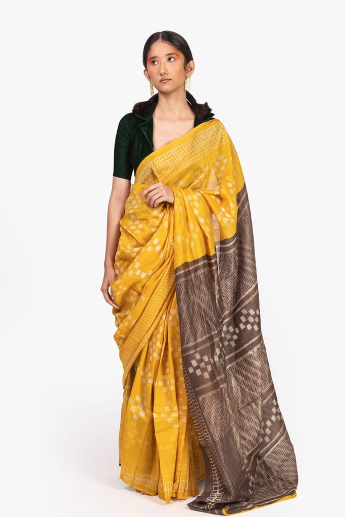 Kaisori Inayaat Mustard and brown Shibori print saree view 2