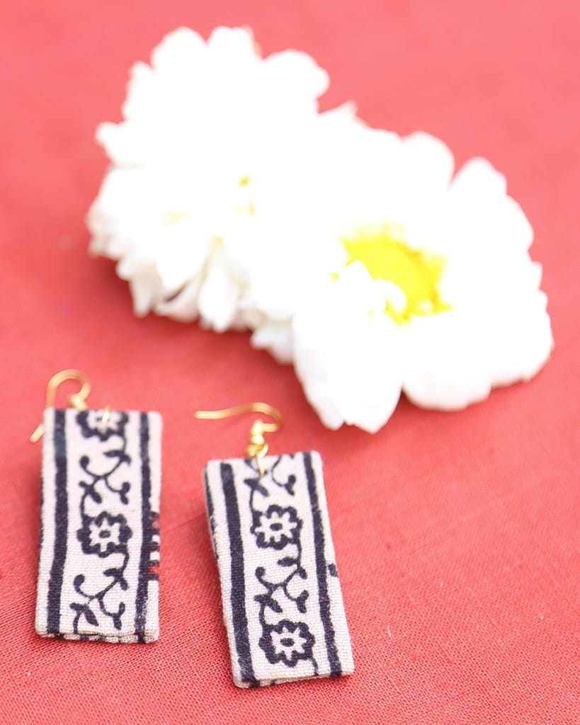 Cream Black Floral Handcrafted Earrings view 2