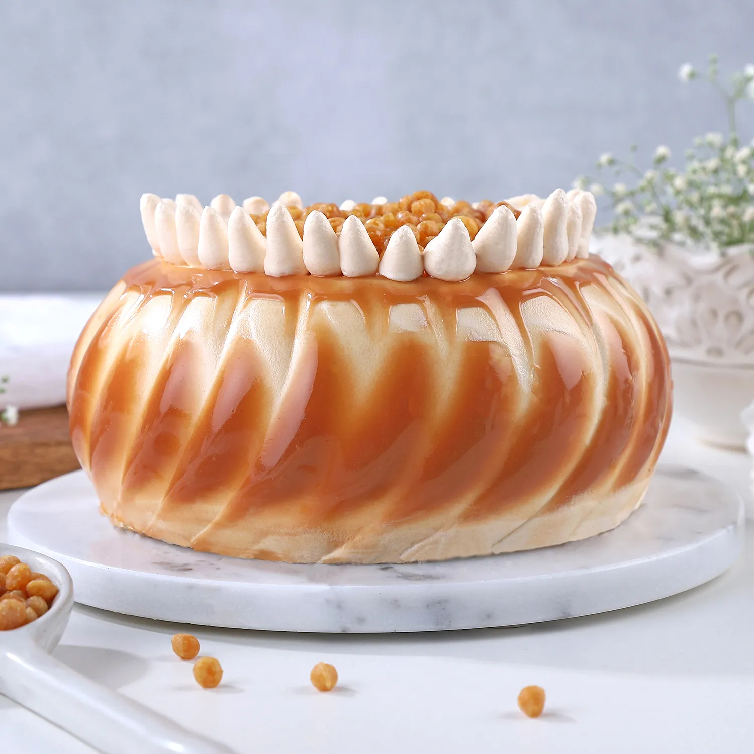 Crunchy Butterscotch Delight Cake Half Kg view 2