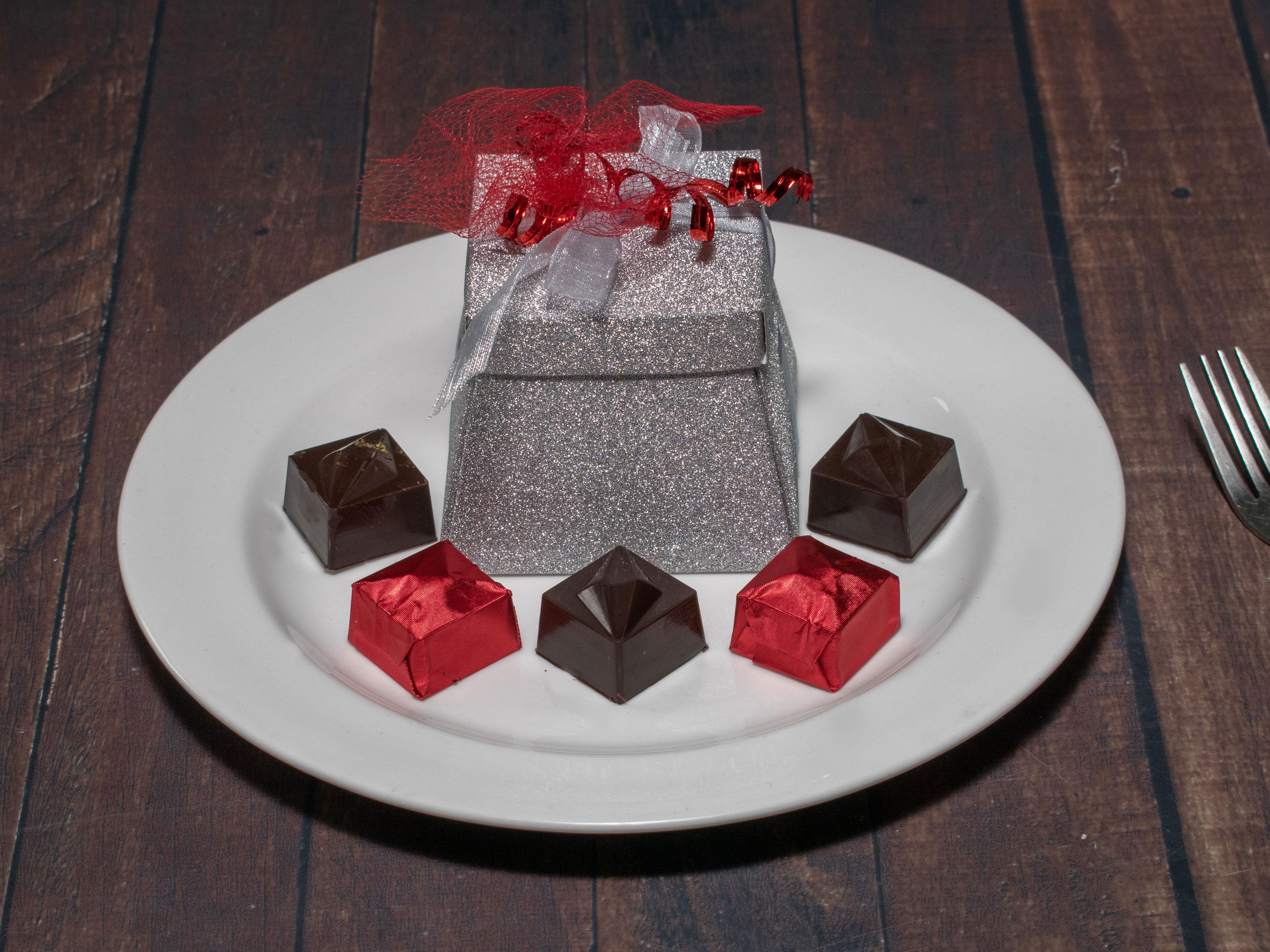 Super Dark Chocolate Box With Ribbon