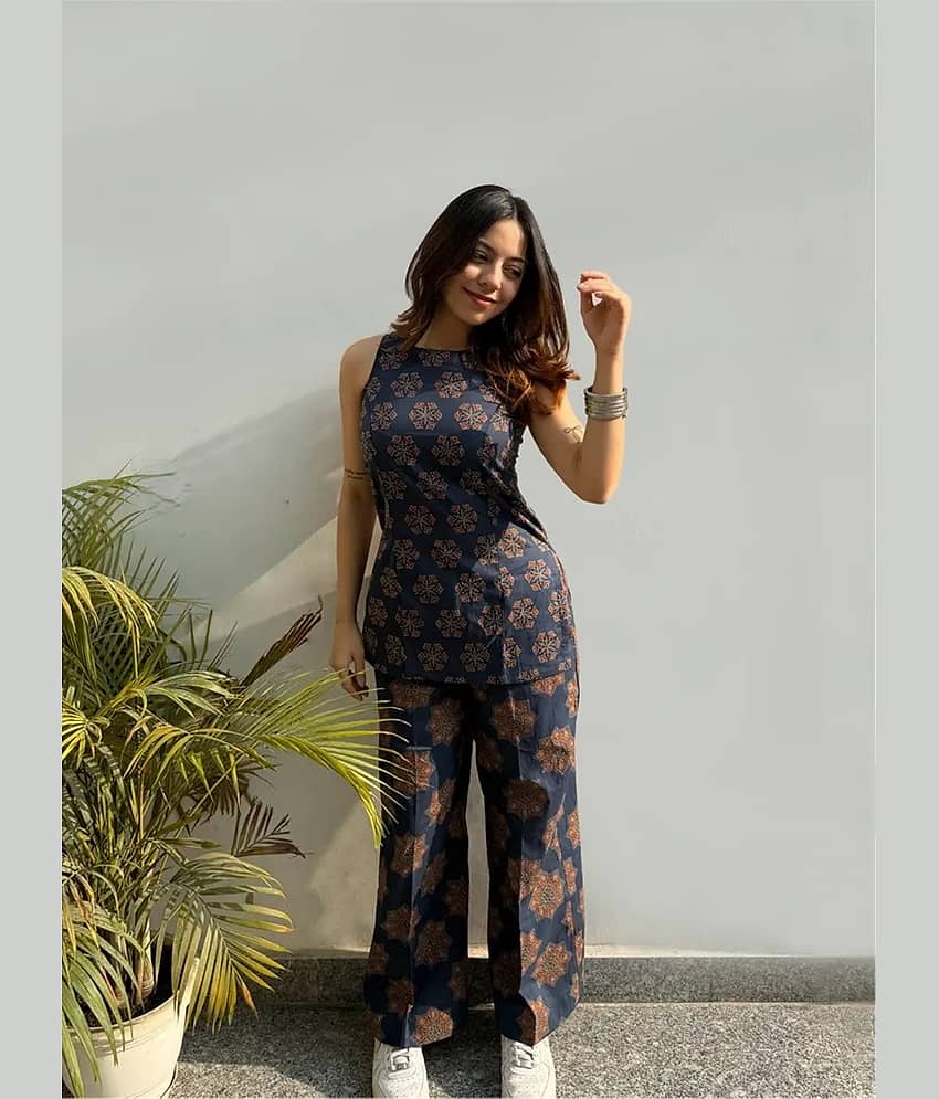 Varni Fabrics Women Printed Top With Trousers Co-Ord Set ( Navy )