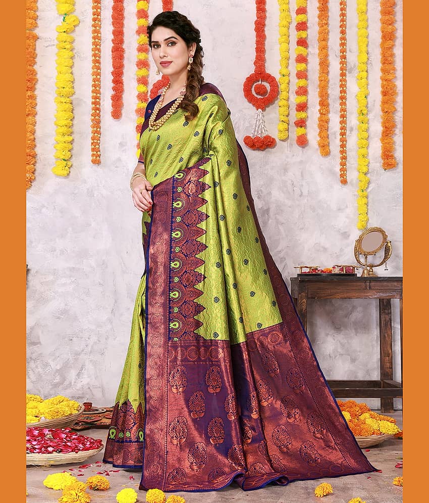 BLEESBURY Kanjivaram Woven Saree With Unstitched Blouse Piece ( Lime Green ) view 2