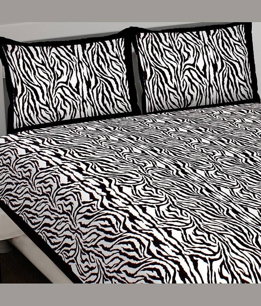 CLOTHORO Cotton 1 Double King Bedsheet with 2 Pillow Covers ( Black ) view 2