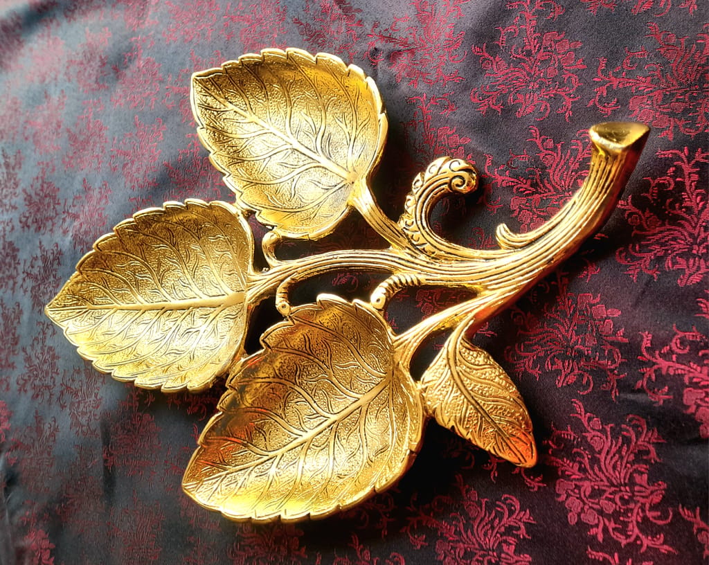 Hand Crafted Metal 3 Part Leaf Shape Tray Perfect for Home Centre Table Serving Dry Fruits platter-11 Inch (Golden) view 2
