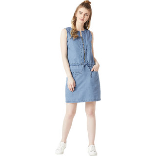 Miss Chase Women's Light Blue Polo Neck Sleeveless Denim Solid Midi Shift Dress view 2