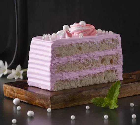 Eggless Strawberry Pastry