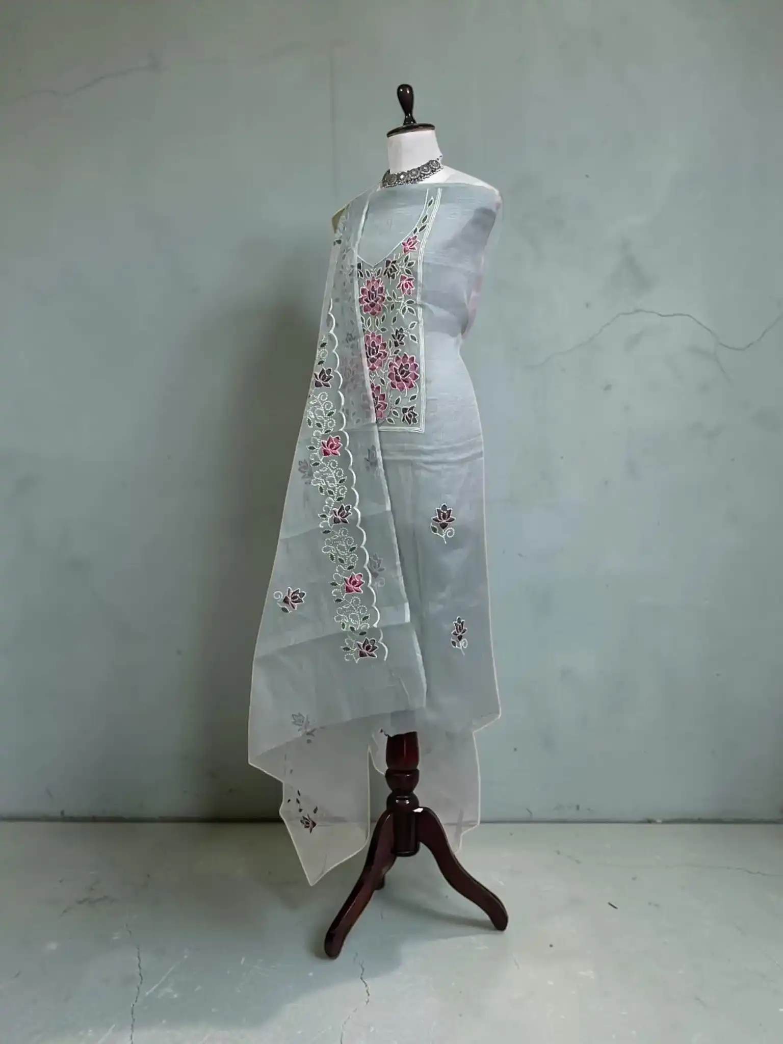 Kota Doria Cotton-Silk Dress Material with Hand-Embroidered Rose Border view 2