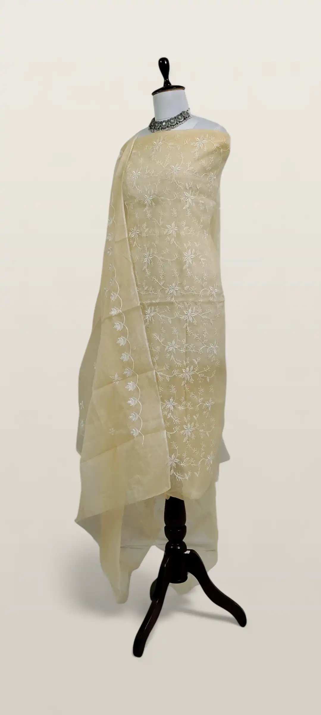 Kota Doria Dress Material Cream Floral Jaal view 2