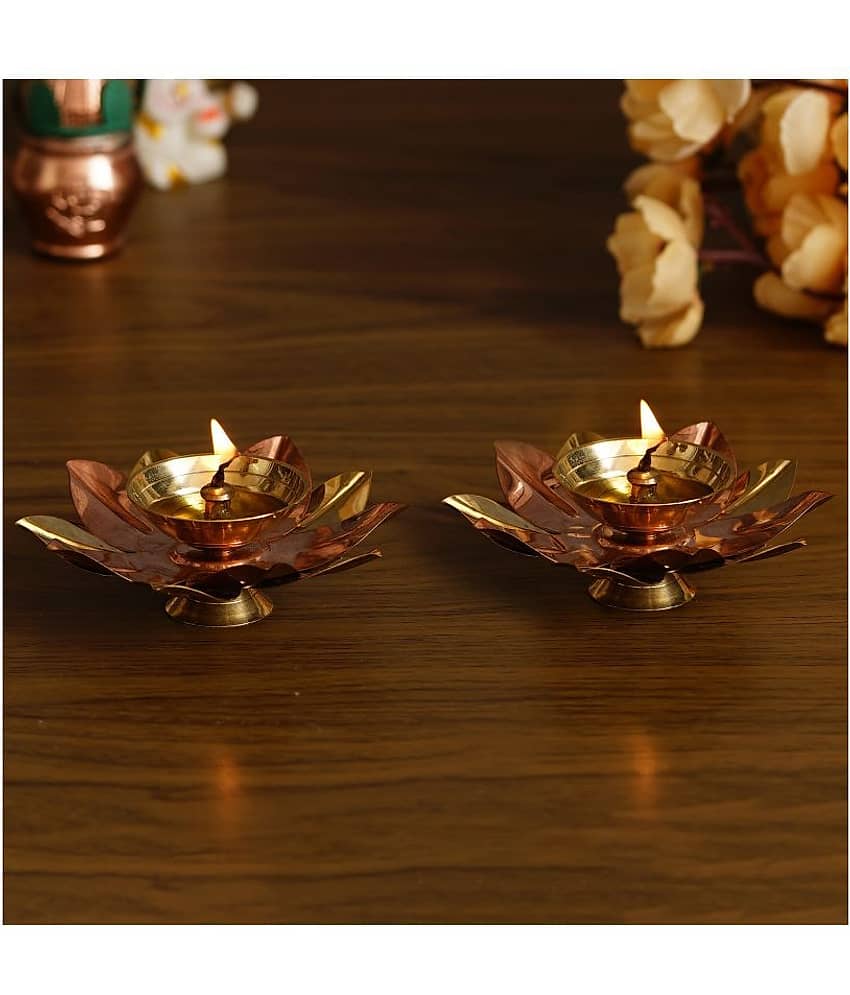 eCraftIndia CraftIndia Brown & Gold-Toned 2 Pcs Floral Shape Metal Diyas view 2