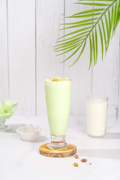 PISTA MILK SHAKE