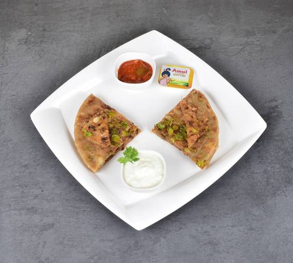 Aloo matar mixed paratha